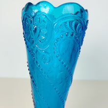 Load image into Gallery viewer, vintage home decor blue glass bud vase