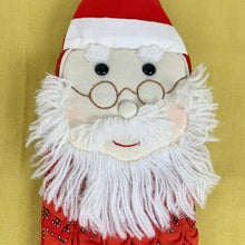 Load image into Gallery viewer, vintage home decor christmas santa mrs clause potholders
