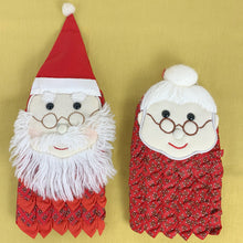 Load image into Gallery viewer, vintage home decor christmas santa mrs clause potholders