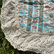 Load image into Gallery viewer, vintage home decor granny chic bedding set