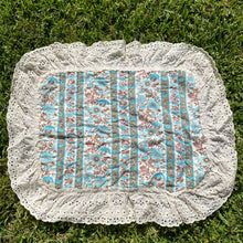 Load image into Gallery viewer, vintage home decor granny chic bedding set