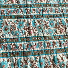 Load image into Gallery viewer, vintage home decor granny chic bedding set