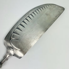 Load image into Gallery viewer, vintage home decor silver plated pie server