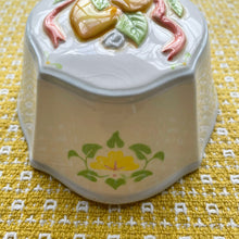 Load image into Gallery viewer, vintage home decor vintage kitchen lemons and cheeries wall hangings