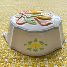 Load image into Gallery viewer, vintage home decor vintage kitchen lemons and cheeries wall hangings