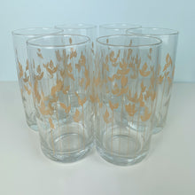 Load image into Gallery viewer, vintage home decor wheat drinking glasses