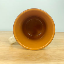 Load image into Gallery viewer, vintage home decor williamsburg mug