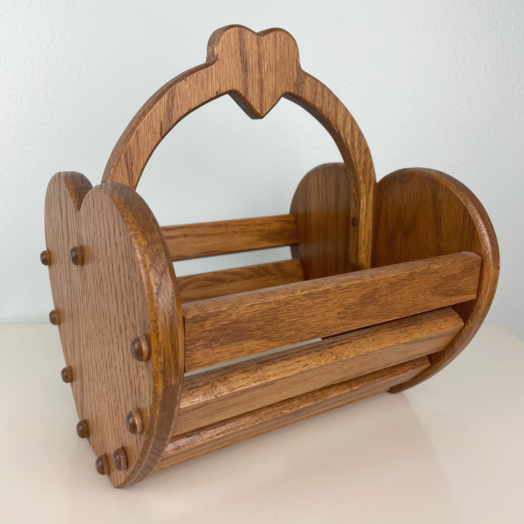 wooden heart basket – old soul goods